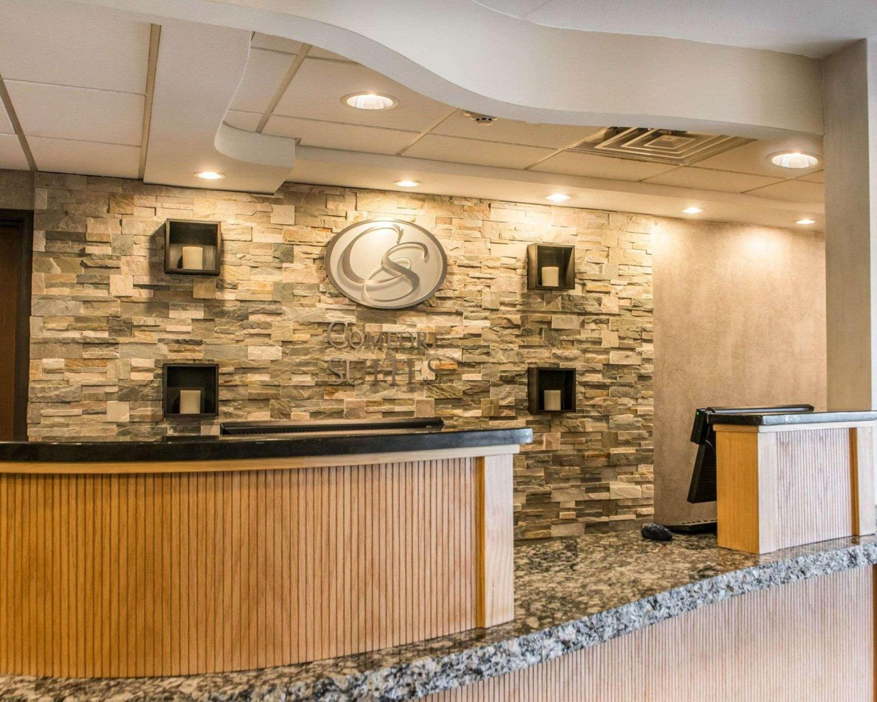 Comfort Suites Монровил Екстериор снимка