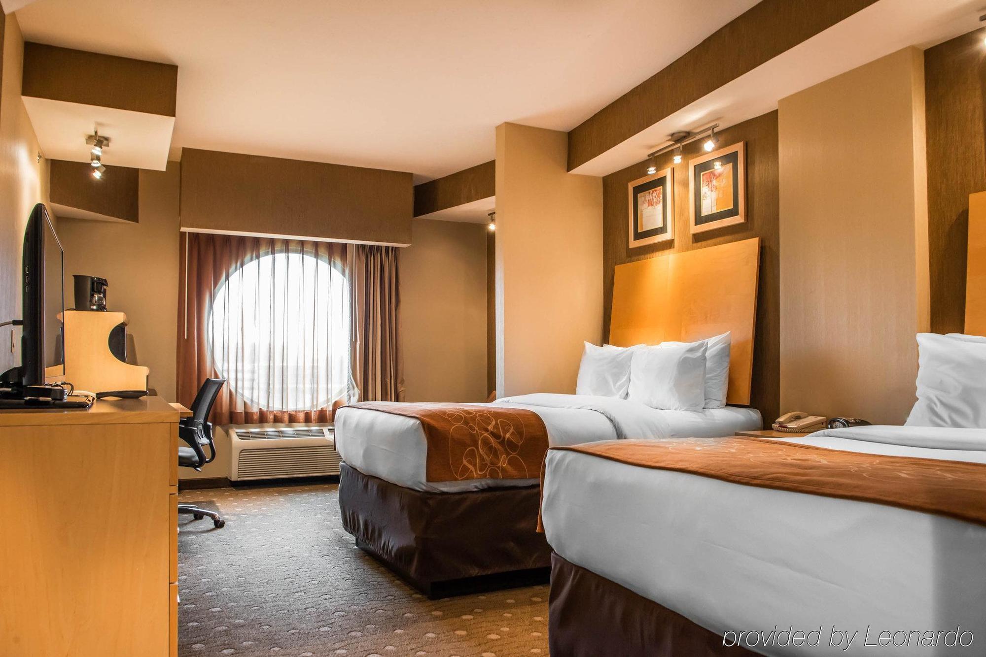 Comfort Suites Монровил Екстериор снимка